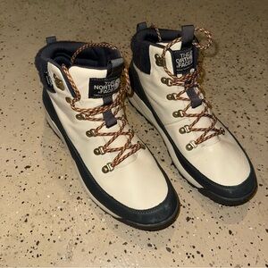 listing-status-banner